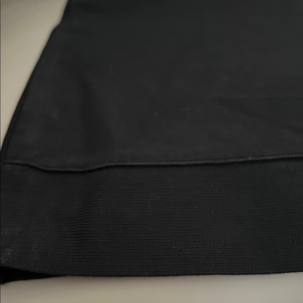 Chic Black High-Waist Mini Skirt - Picture 4 of 6